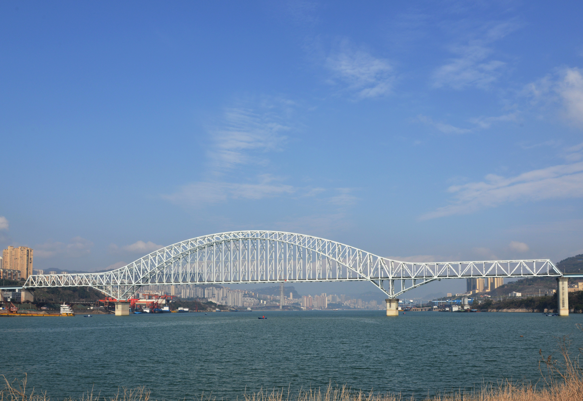 1.万州区长江铁路桥.png